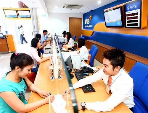 Dùng gói Freedom của VIB, tiết kiệm 1,4 triệu/năm phí giao dịch